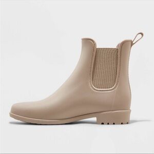 A New Day Chelsea Boot 🥾 Taupe